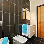 Caracas 1 By Algarve Vacation